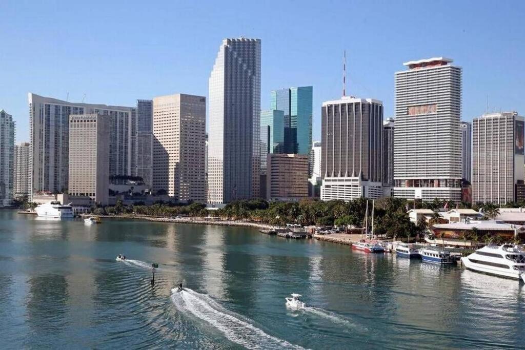 My Lovely In 15 Minutes From The Appartamento Miami
